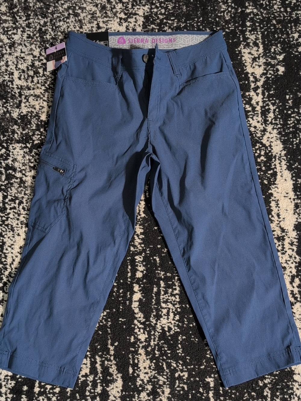 Women's Blue Outdoor Cargo/Capri Pants NWT
